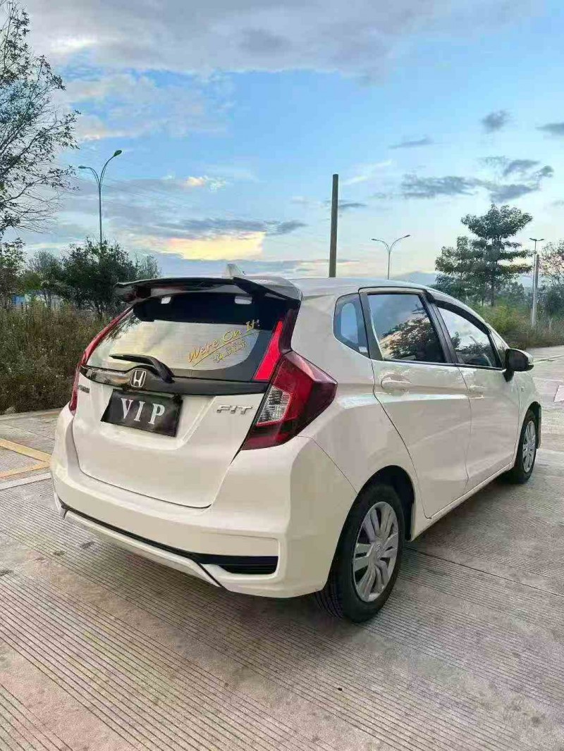 钦州19年本田飞度7