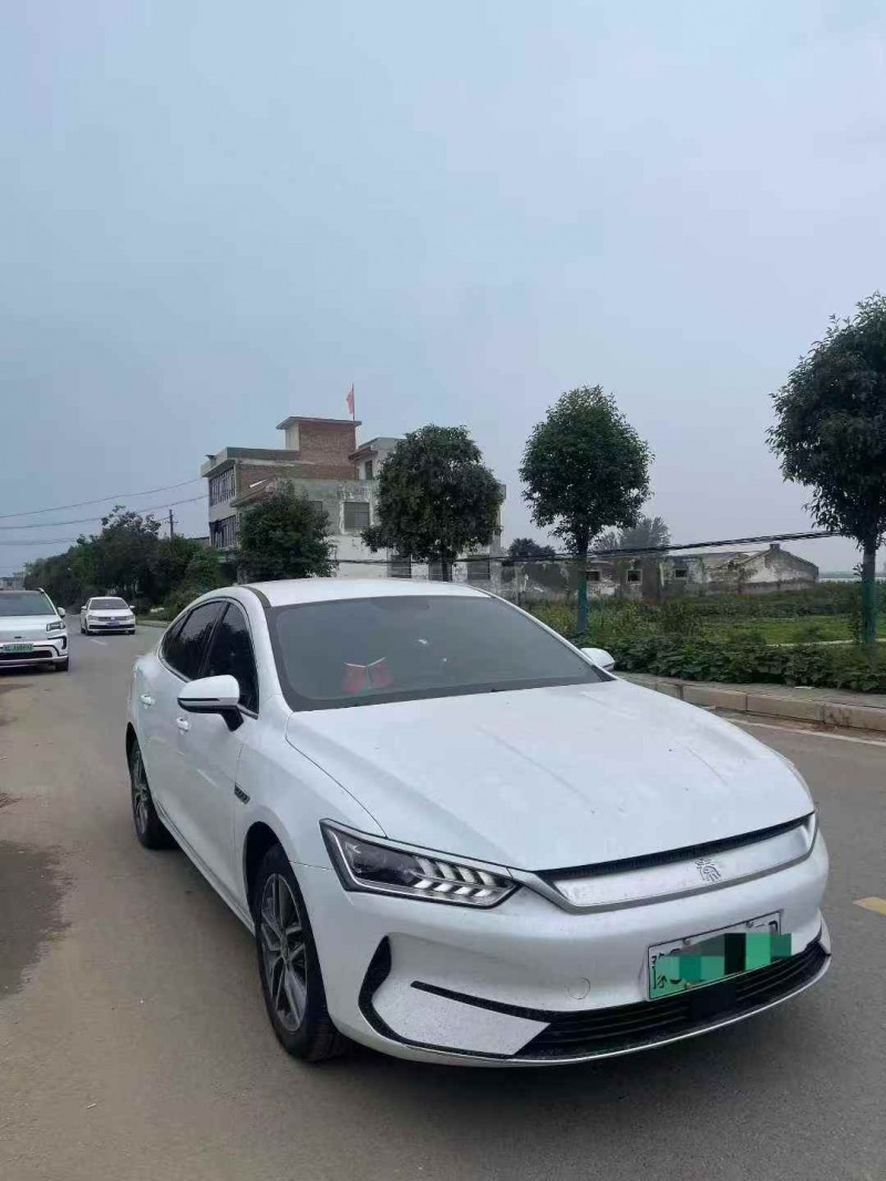 济南25年比亚迪秦2