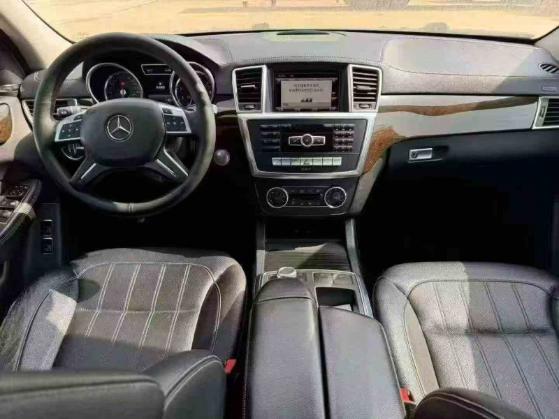 丽江15年奔驰GL3