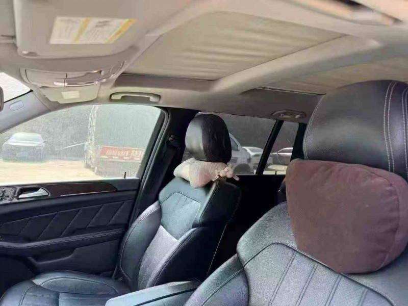 丽江15年奔驰GL7