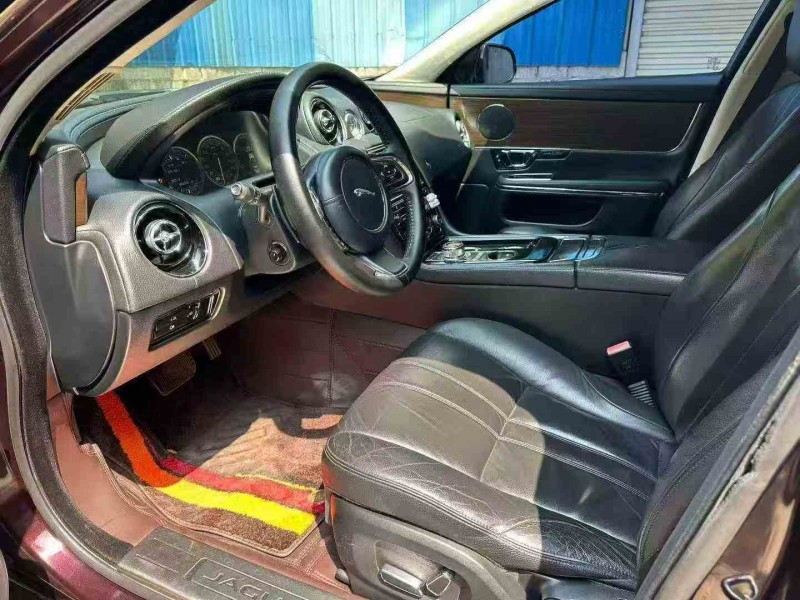 防城港14年捷豹XJL5