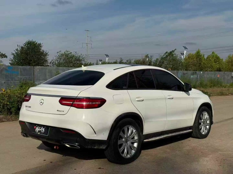 枣庄19年奔驰GLE8