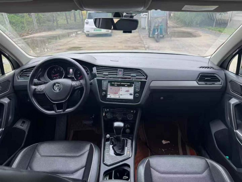 洛阳17年大众途观5