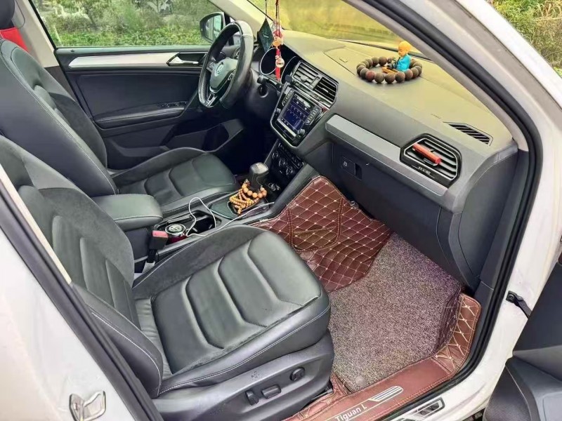 嘉兴17年大众途观4