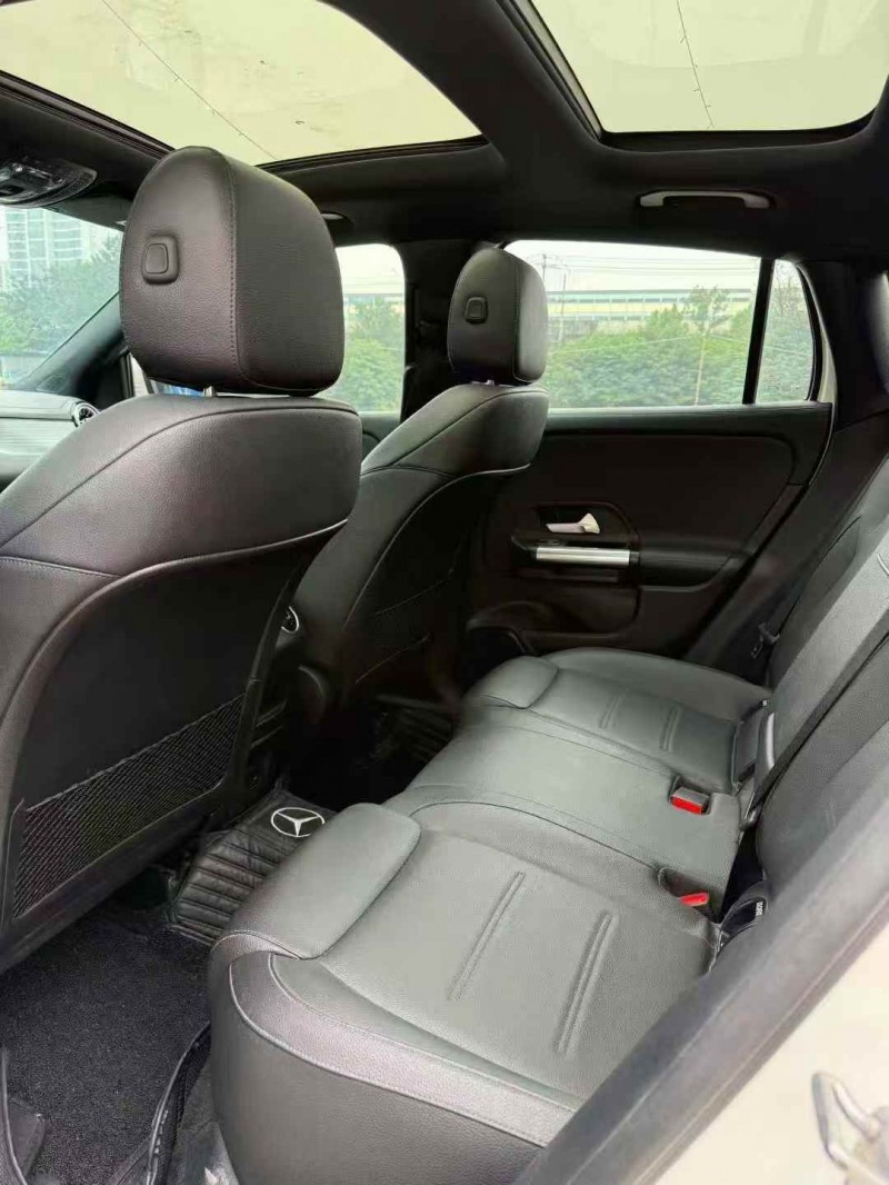 青岛22年奔驰GLA6