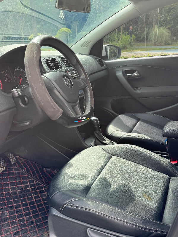 成都19年大众polo4