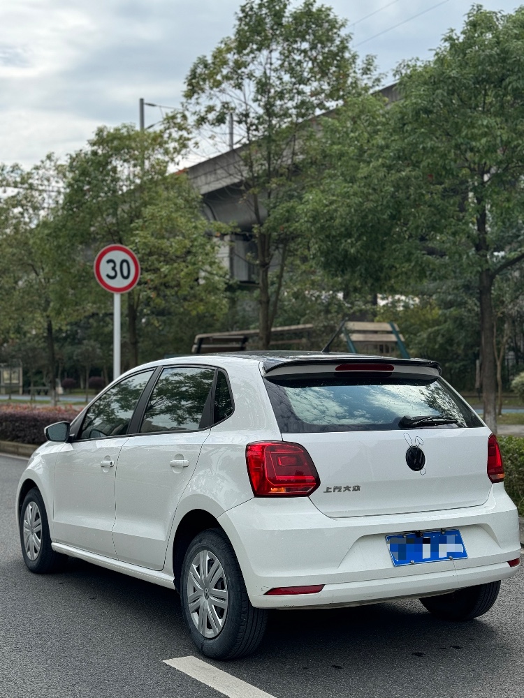 成都19年大众polo7