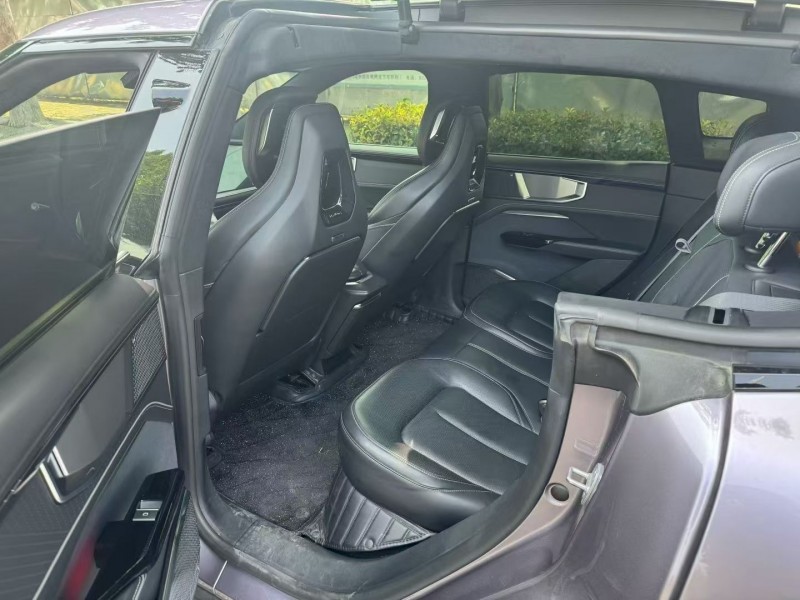 青岛23年高合汽车HiPhi Y4