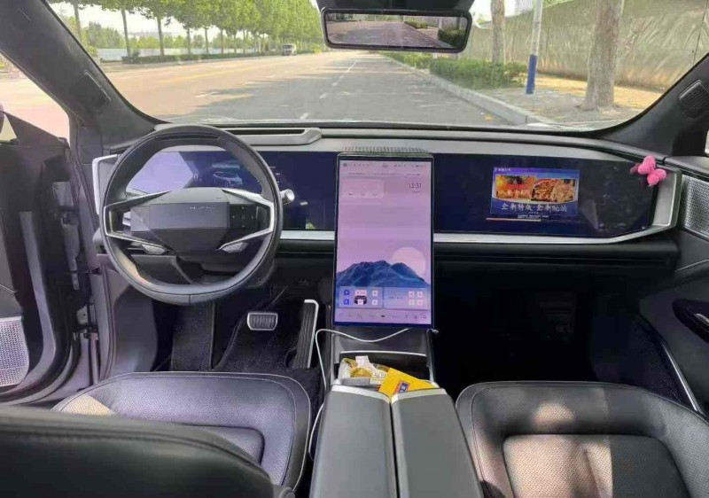 青岛23年高合汽车HiPhi Y5