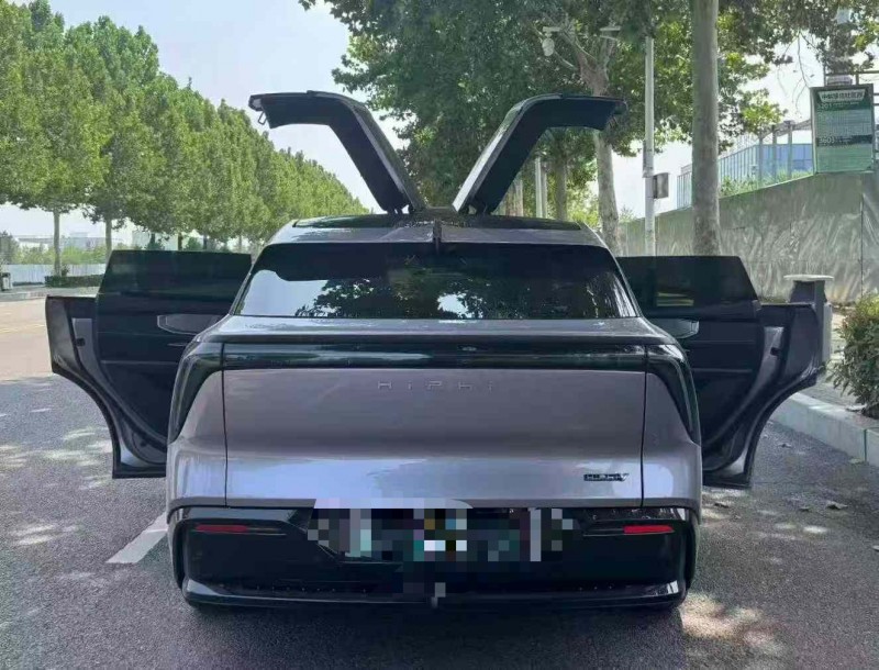 青岛23年高合汽车HiPhi Y6