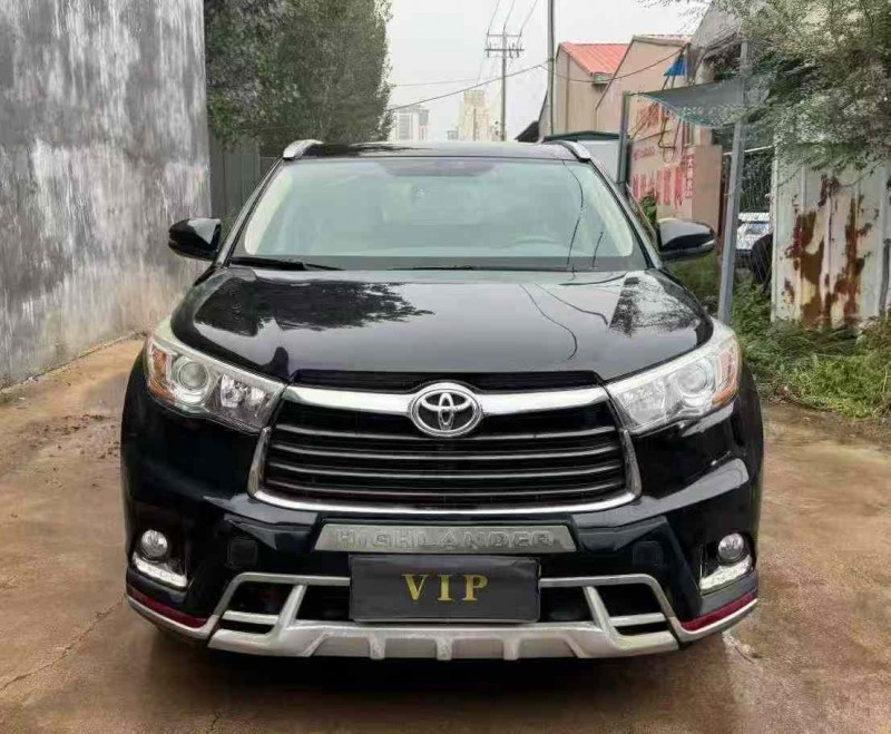 青岛17年丰田汉兰达1