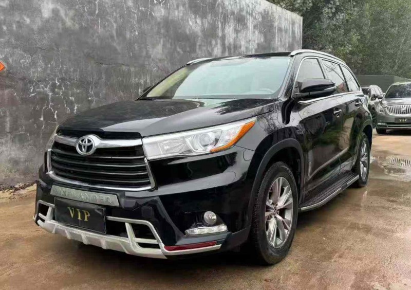 青岛17年丰田汉兰达3