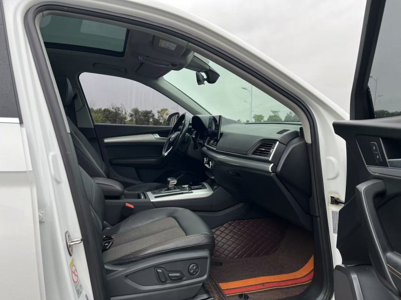 盐城19年奥迪Q56