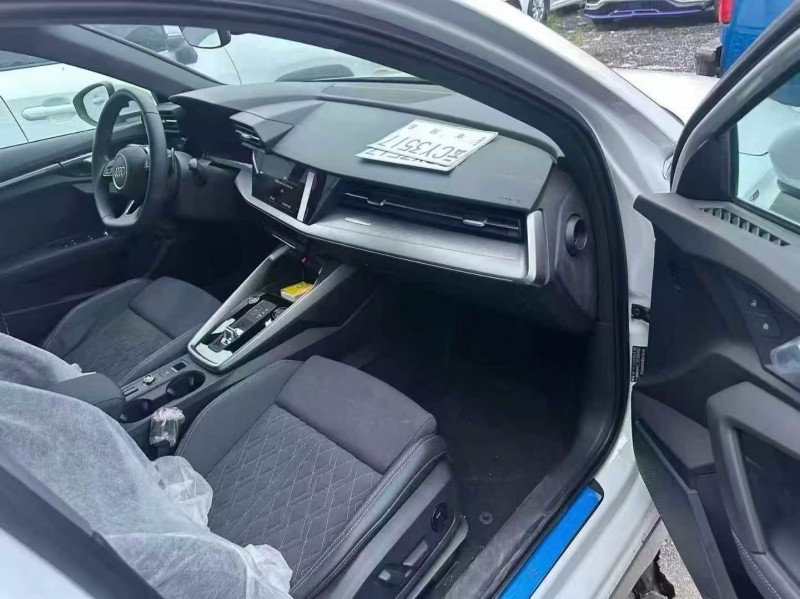 重庆25年奥迪A33