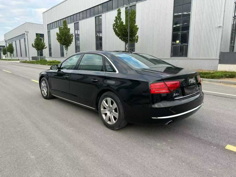 徐州14年奥迪A8L7