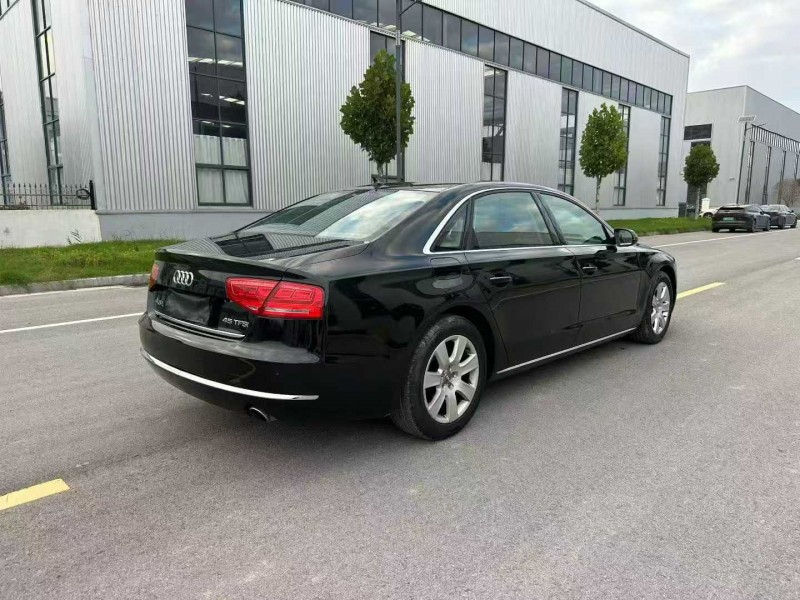 徐州14年奥迪A8L8