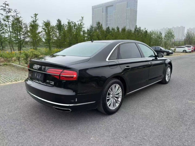 盐城16年奥迪A8L7