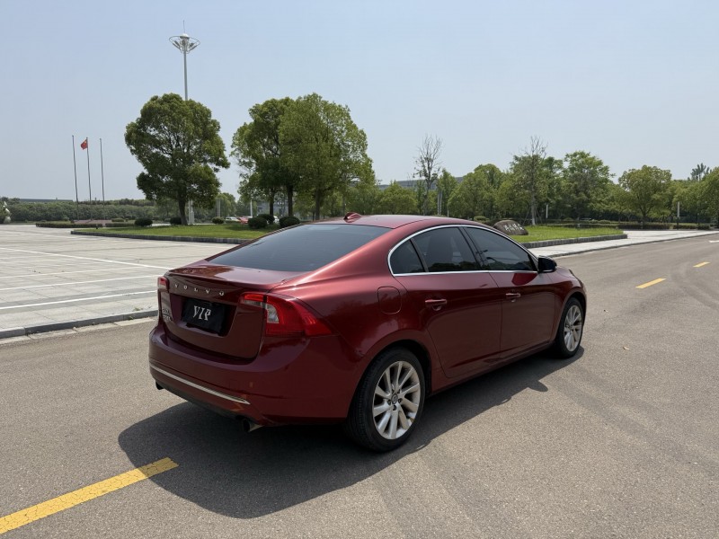 盐城14年沃尔沃S60L7