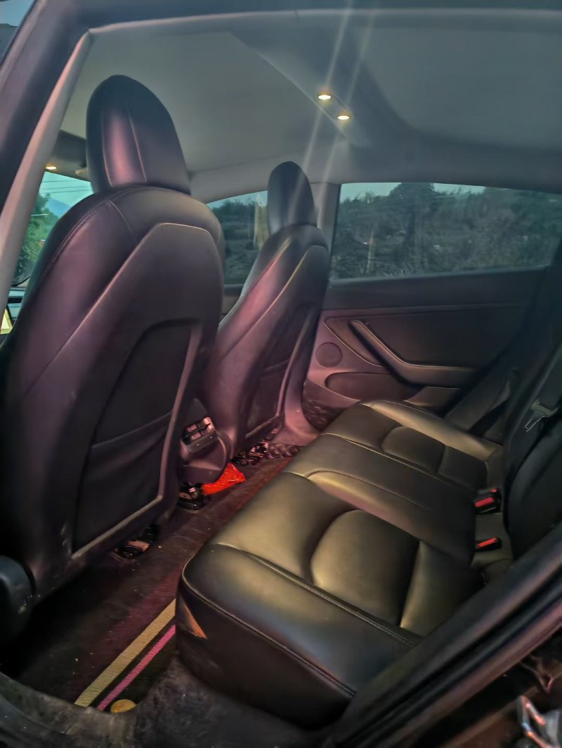 南昌21年特斯拉MODEL 35