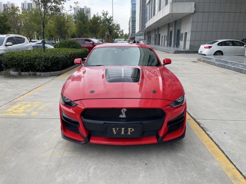 济宁18年福特野马1