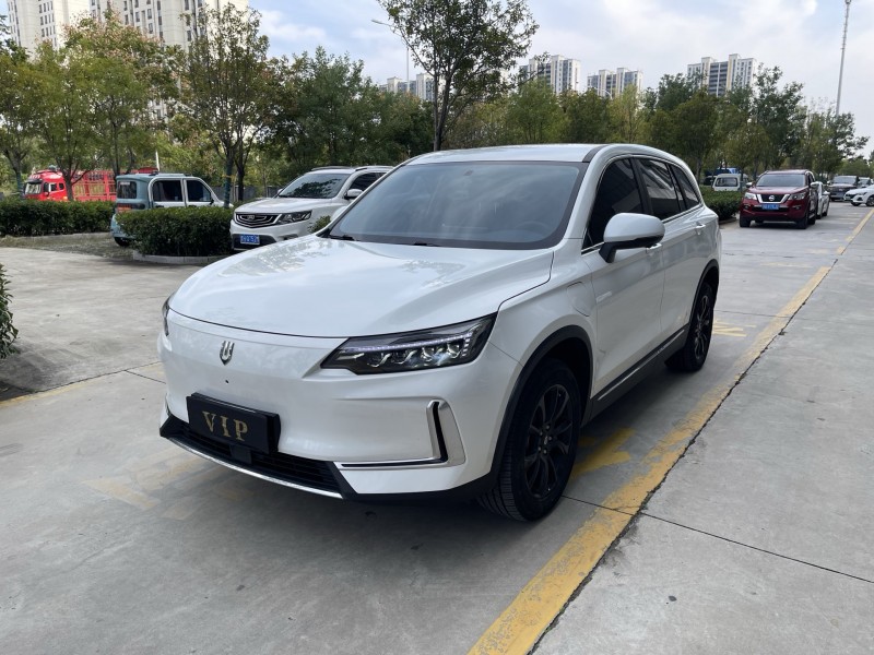 济宁24年创维EV63