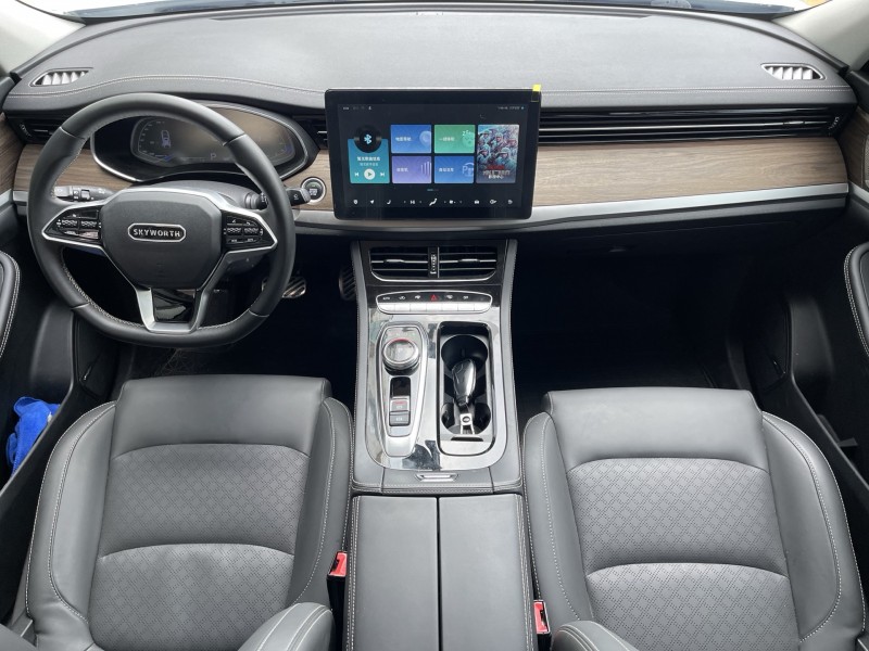 济宁24年创维EV66