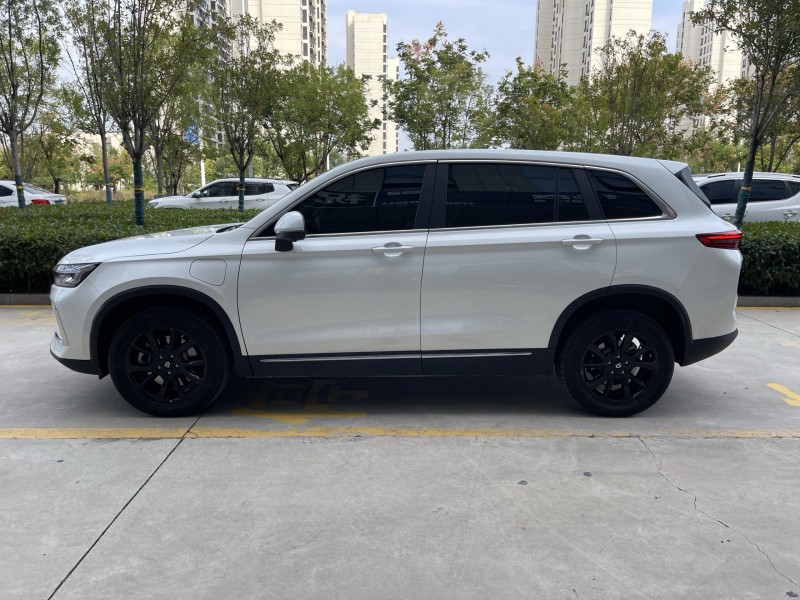 济宁24年创维EV67