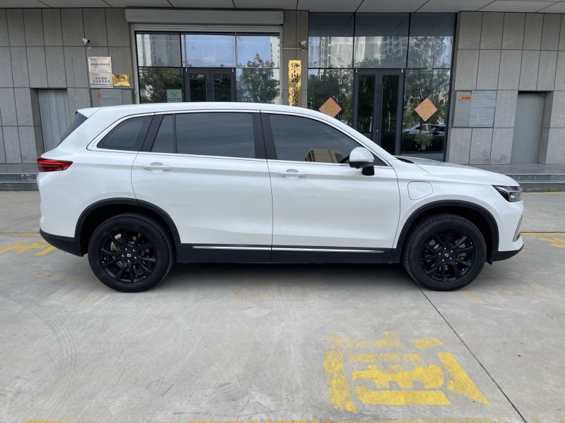 济宁24年创维EV68