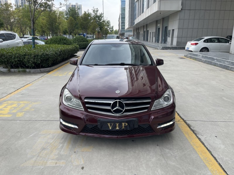 济宁14年奔驰C1