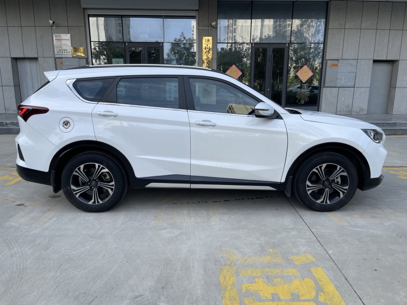 济宁23年东南汽车DX88