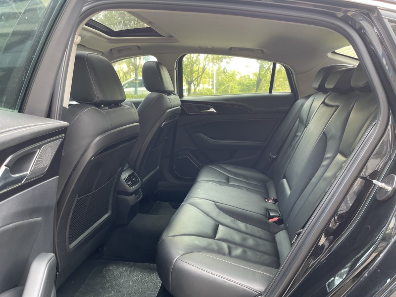 济宁19年红旗H55