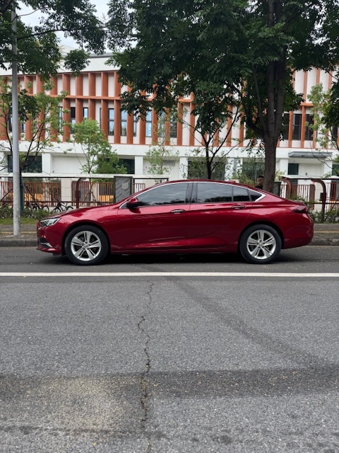 芜湖18年别克君威3