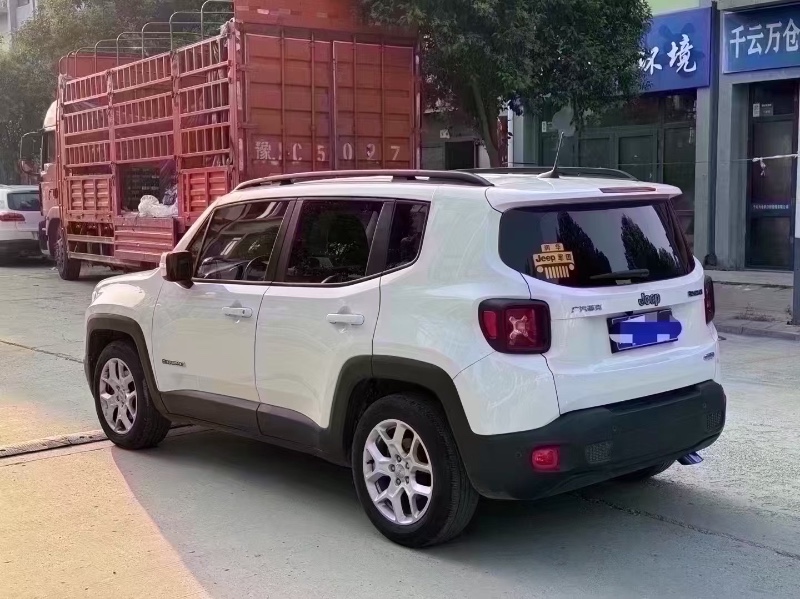 聊城17年Jeep自由侠9