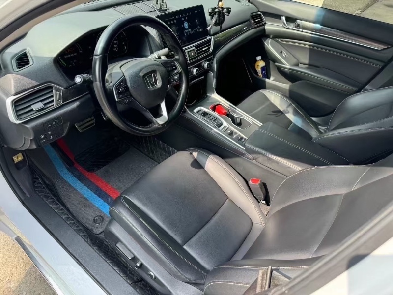 聊城22年本田雅阁3