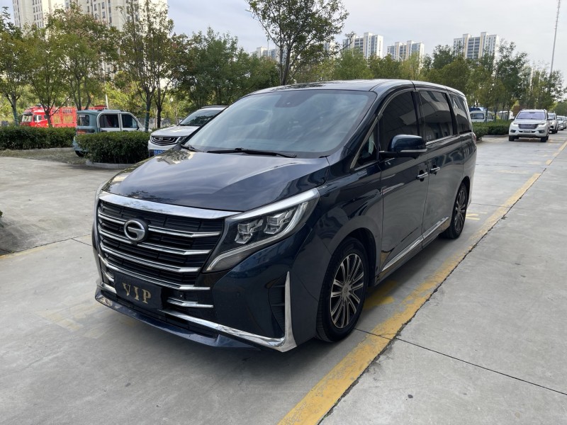 济宁23年传祺M83