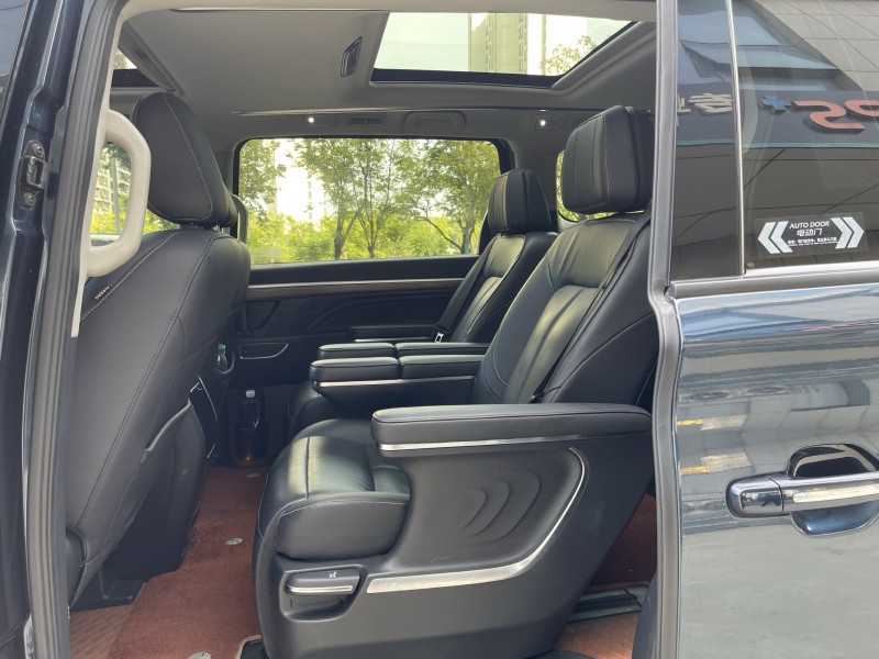 济宁23年传祺M85