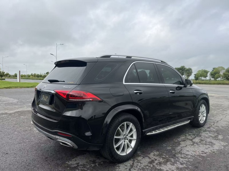 盐城19年奔驰GLE8