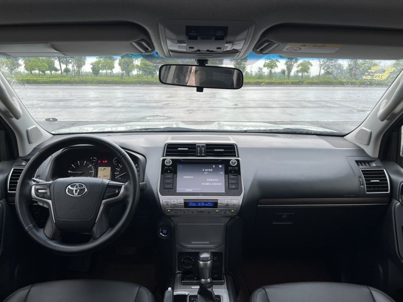 盐城19年丰田普拉多7