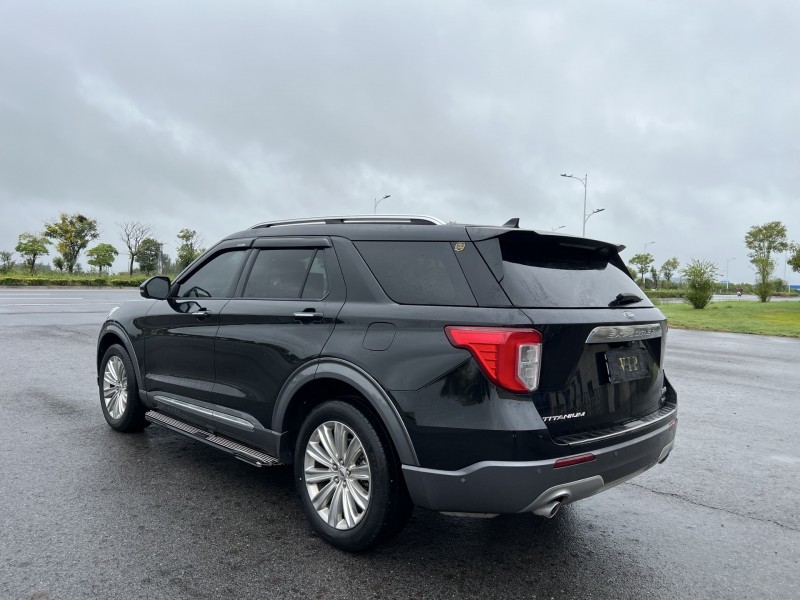 盐城22年福特探险者9