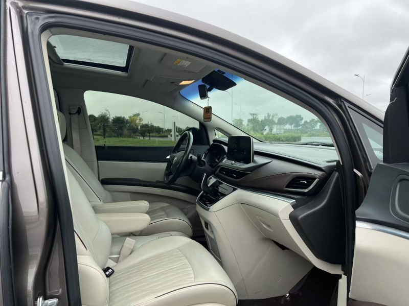 盐城22年别克GL86