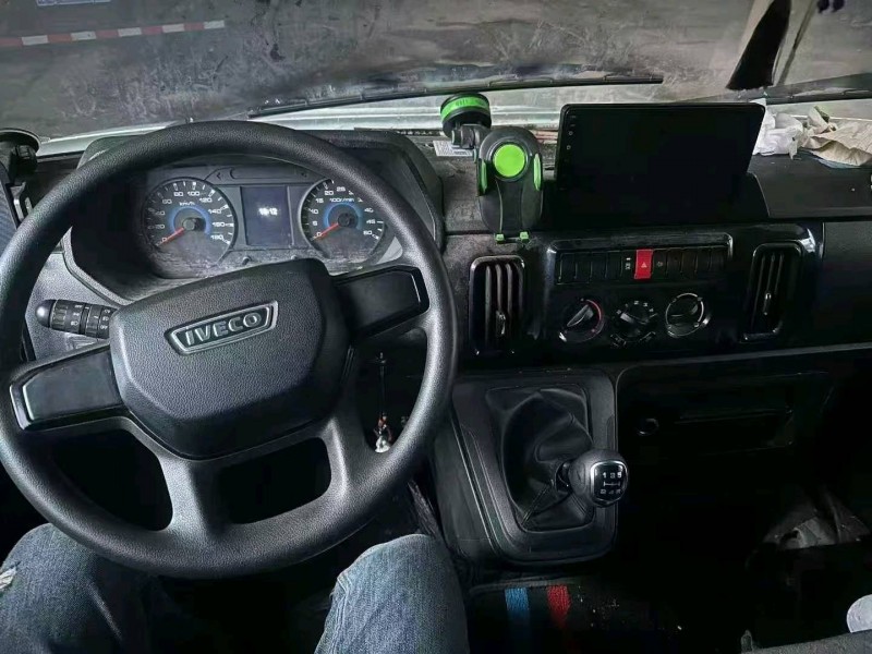 滨州24年依维柯得意2