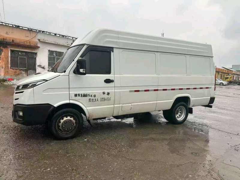 滨州24年依维柯得意4