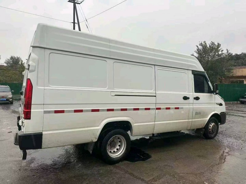 滨州24年依维柯得意8