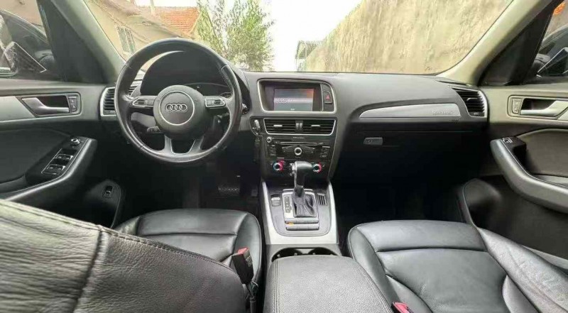 青岛16年奥迪Q54