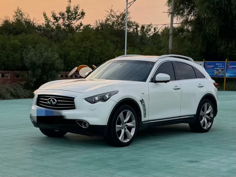 青岛14年英菲尼迪QX703