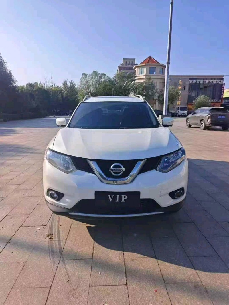 沧州16年日产奇骏1