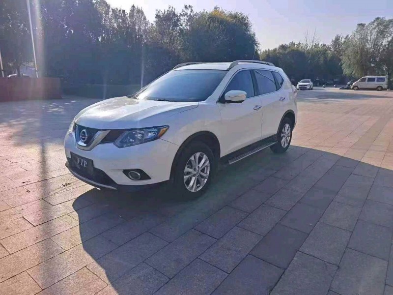 沧州16年日产奇骏3