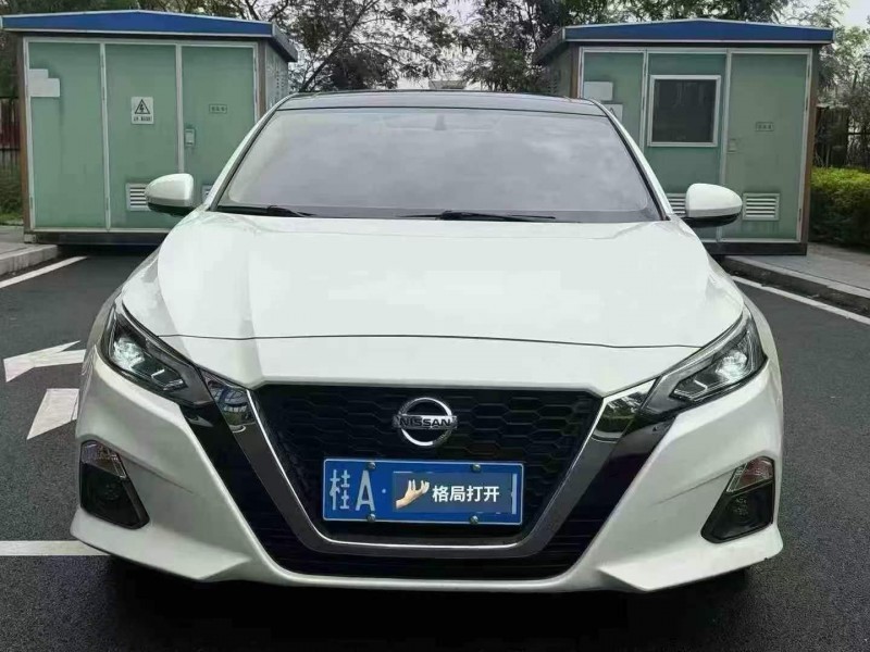 东莞20年日产天籁1