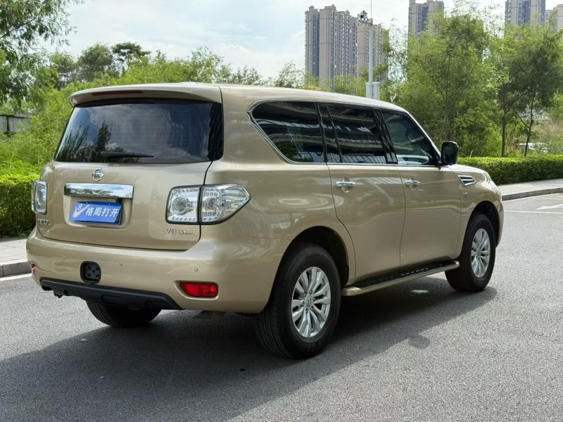 东莞17年日产途乐7