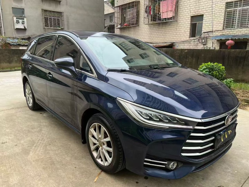 襄阳19年比亚迪宋MAX3